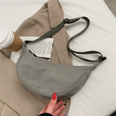 Nylon messenger bag female 2021 new trendy dumpling bag lightweight small shoulder bag underarm bag wild single shoulder canvas bag